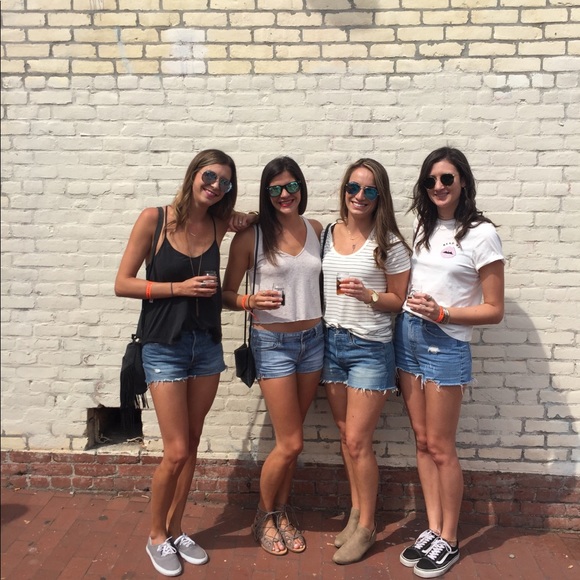 Meet your Posher, Shannon - Picture 3 of 6